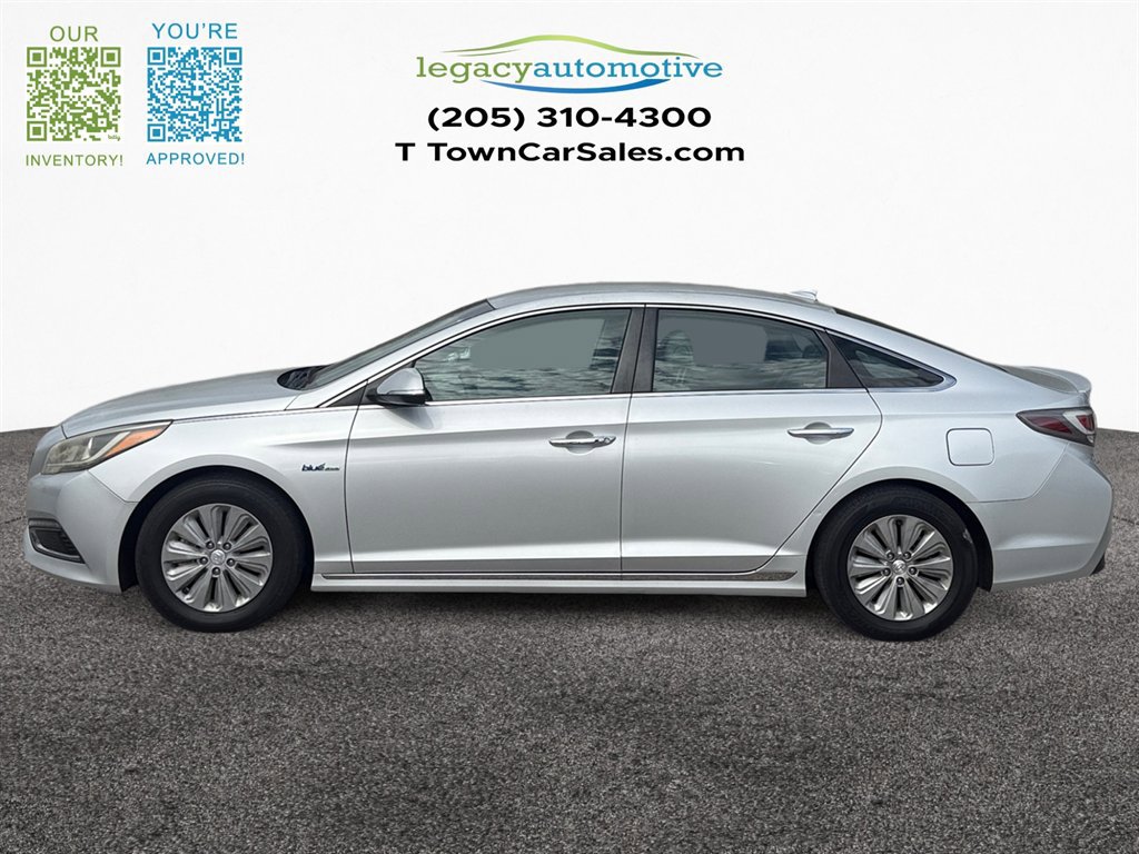 Used 2016 Hyundai Sonata SE image 2