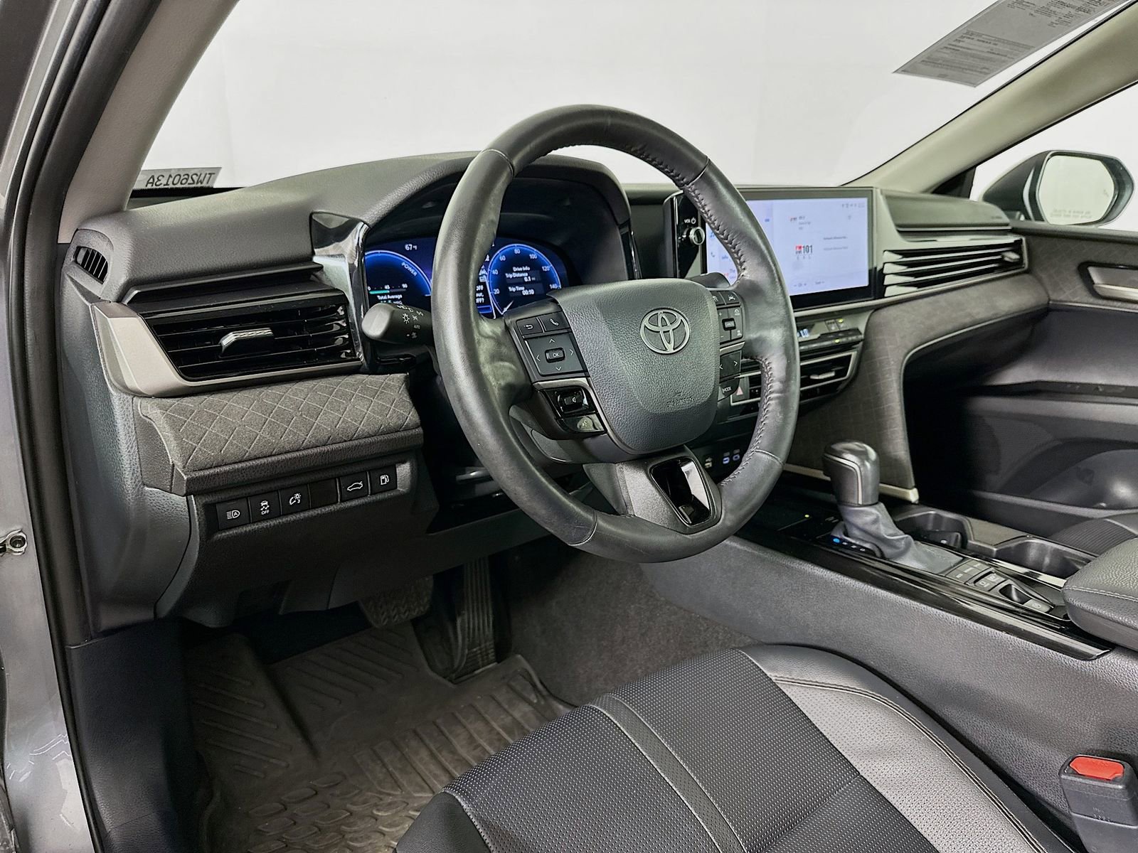 Certified 2025 Toyota Camry XLE image 9