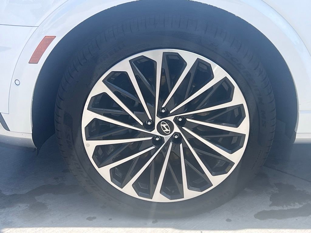 New 2026 Hyundai Palisade Calligraphy FWD image 9