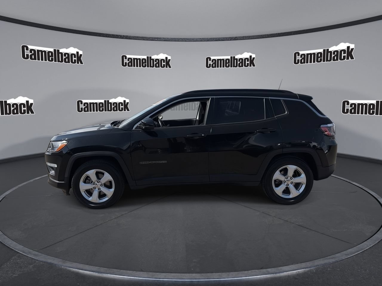 Used 2021 Jeep Compass Latitude w/ Sun and Sound Group FWD image 4
