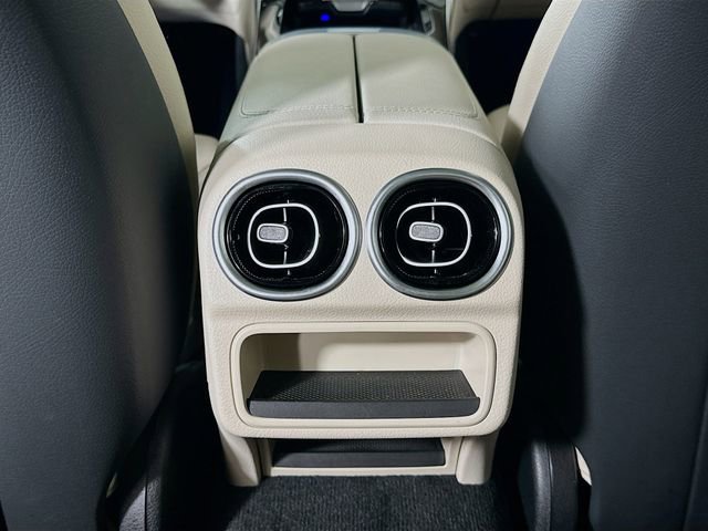 Used 2023 Mercedes-Benz C 300 4MATIC Sedan image 27