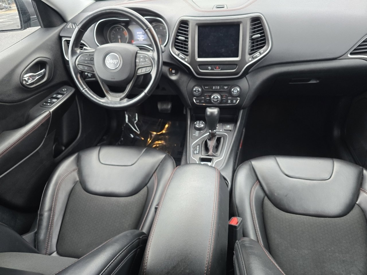 Used 2020 Jeep Cherokee Trailhawk w/ Cold Weather Group image 21