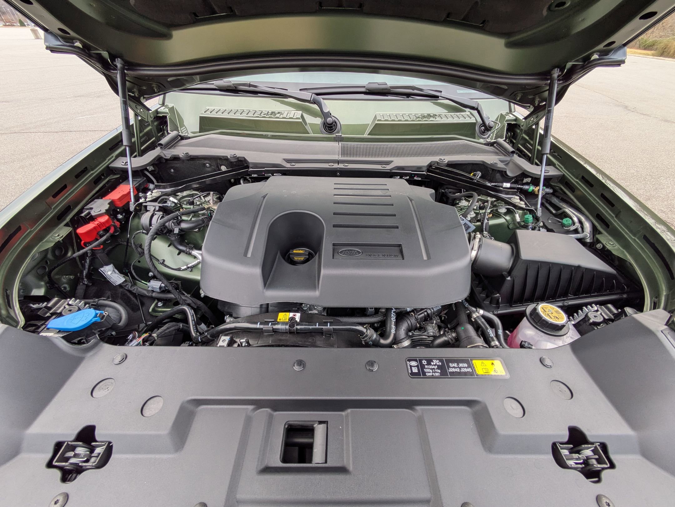 New 2026 Land Rover Defender 110 X-Dynamic SE image 31