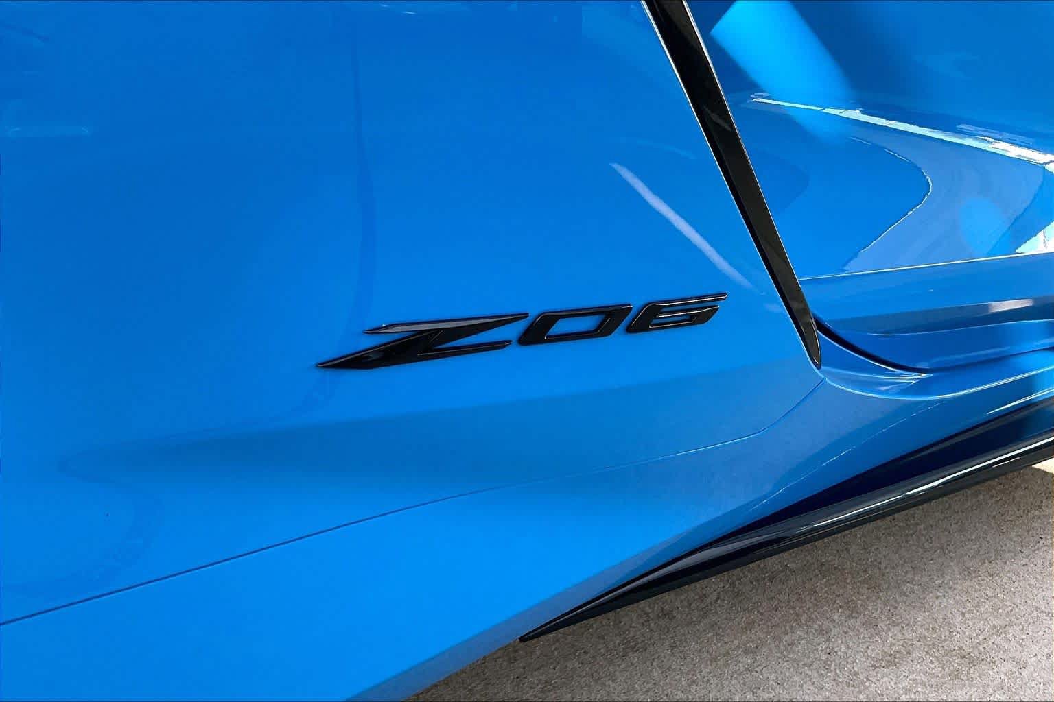 Used 2024 Chevrolet Corvette Z06 w/ Z07 Performance Package RWD image 11