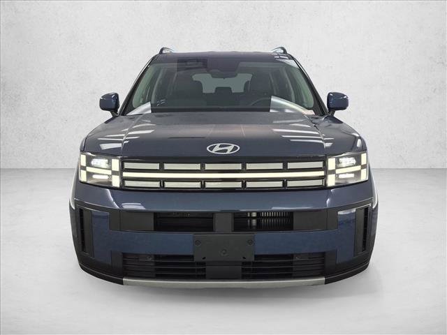 Used 2026 Hyundai Santa Fe SEL FWD image 2