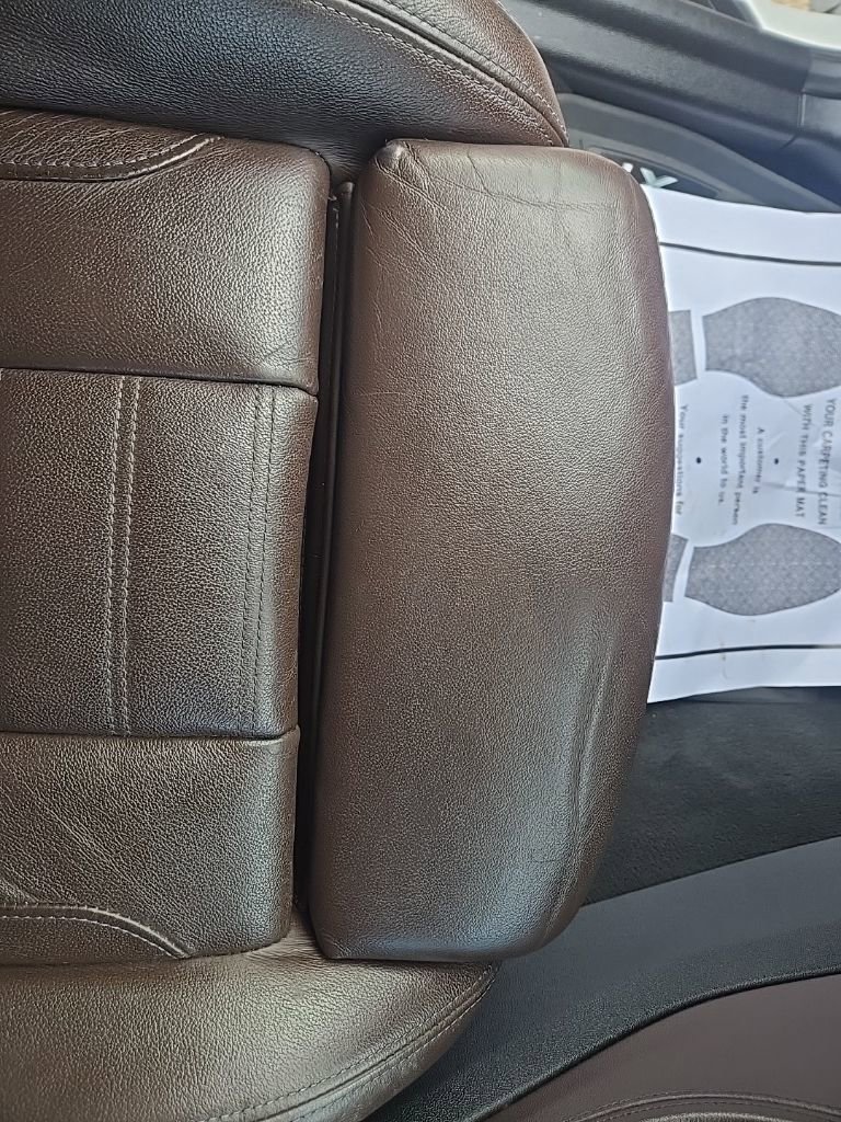 Used 2022 BMW X4 xDrive30i w/ Premium Package image 12