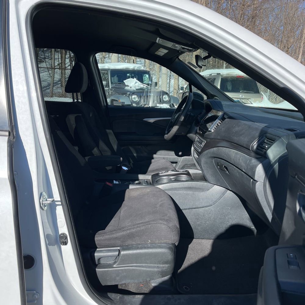 Used 2022 Honda Pilot Sport image 30