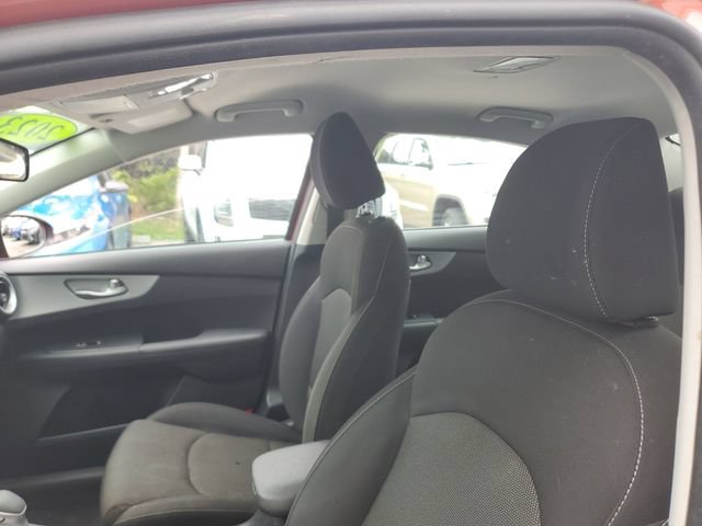 Certified 2023 Kia Forte LXS FWD image 16