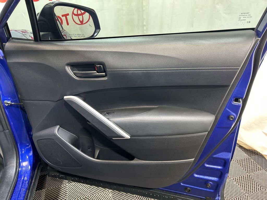 Used 2025 Toyota Corolla Cross AWD Hybrid image 11
