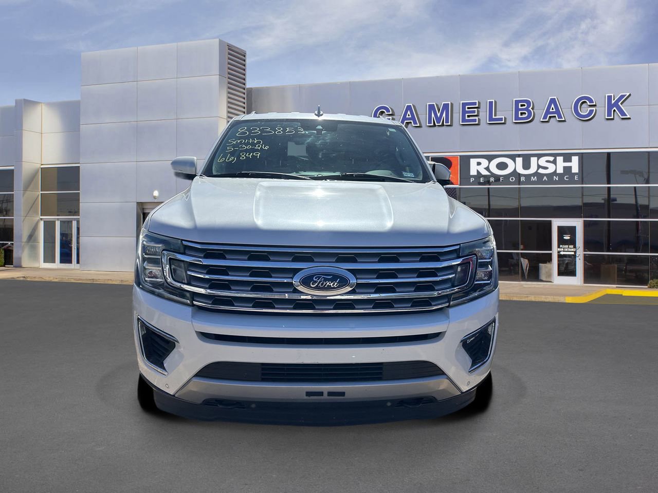 Used 2019 Ford Expedition Limited w/ Driver Assistance Package AWD/4WD image 3