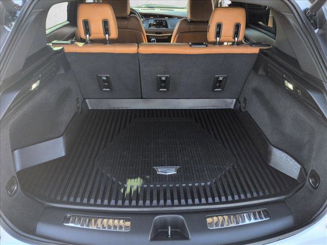 Used 2023 Cadillac XT4 Sport image 6