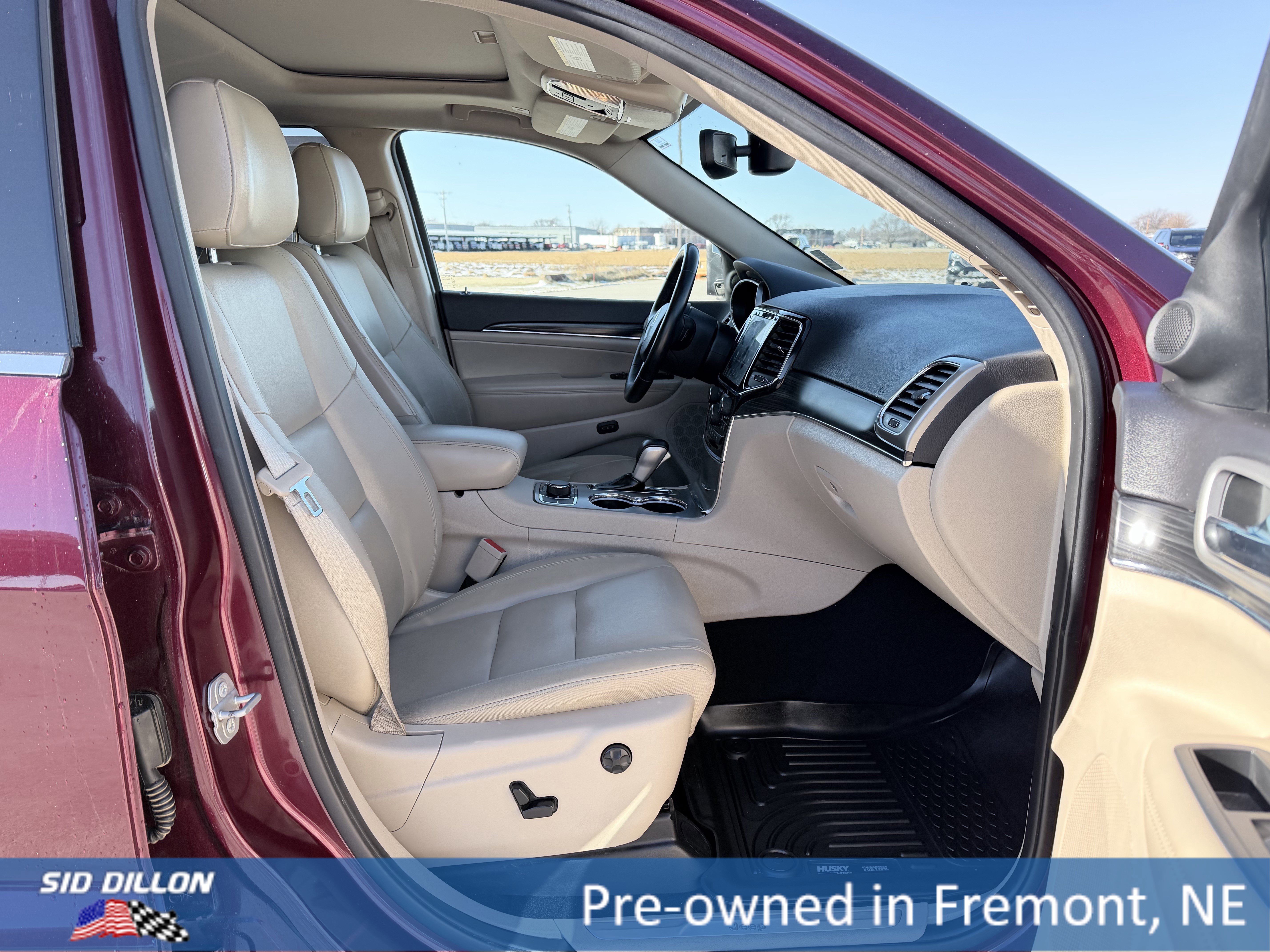 Used 2020 Jeep Grand Cherokee Limited w/ Premium Lighting Group image 16