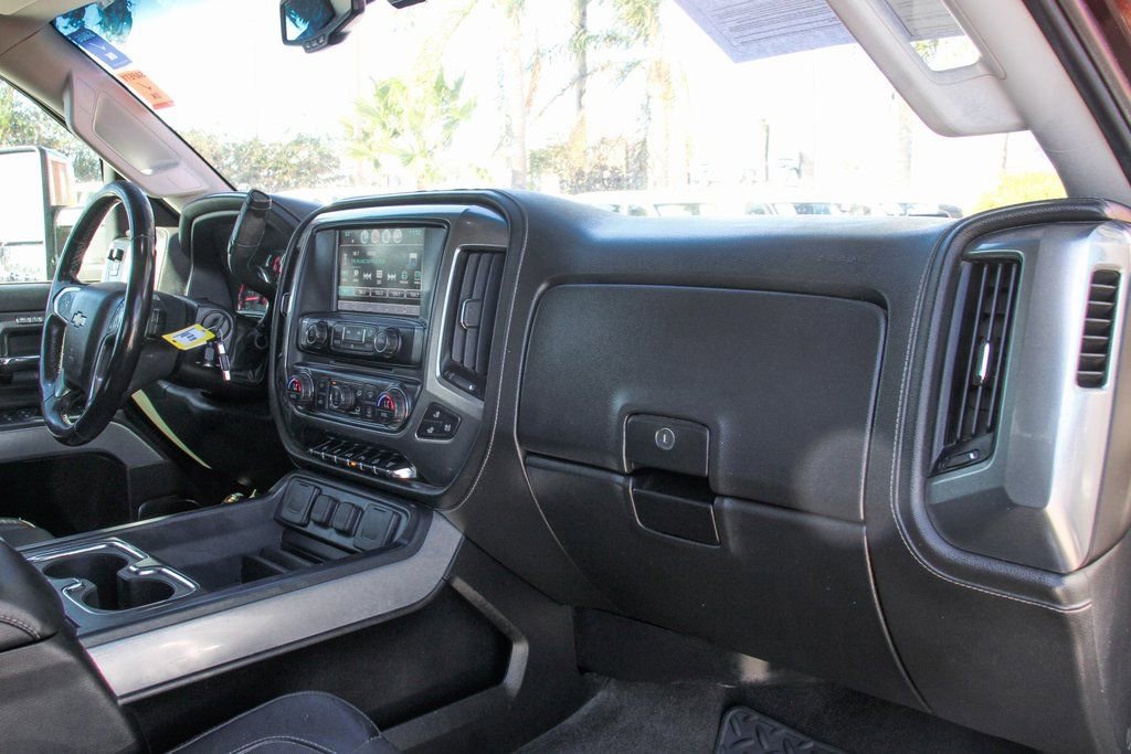 Used 2016 Chevrolet Silverado 2500 LTZ w/ Duramax Plus Package image 38