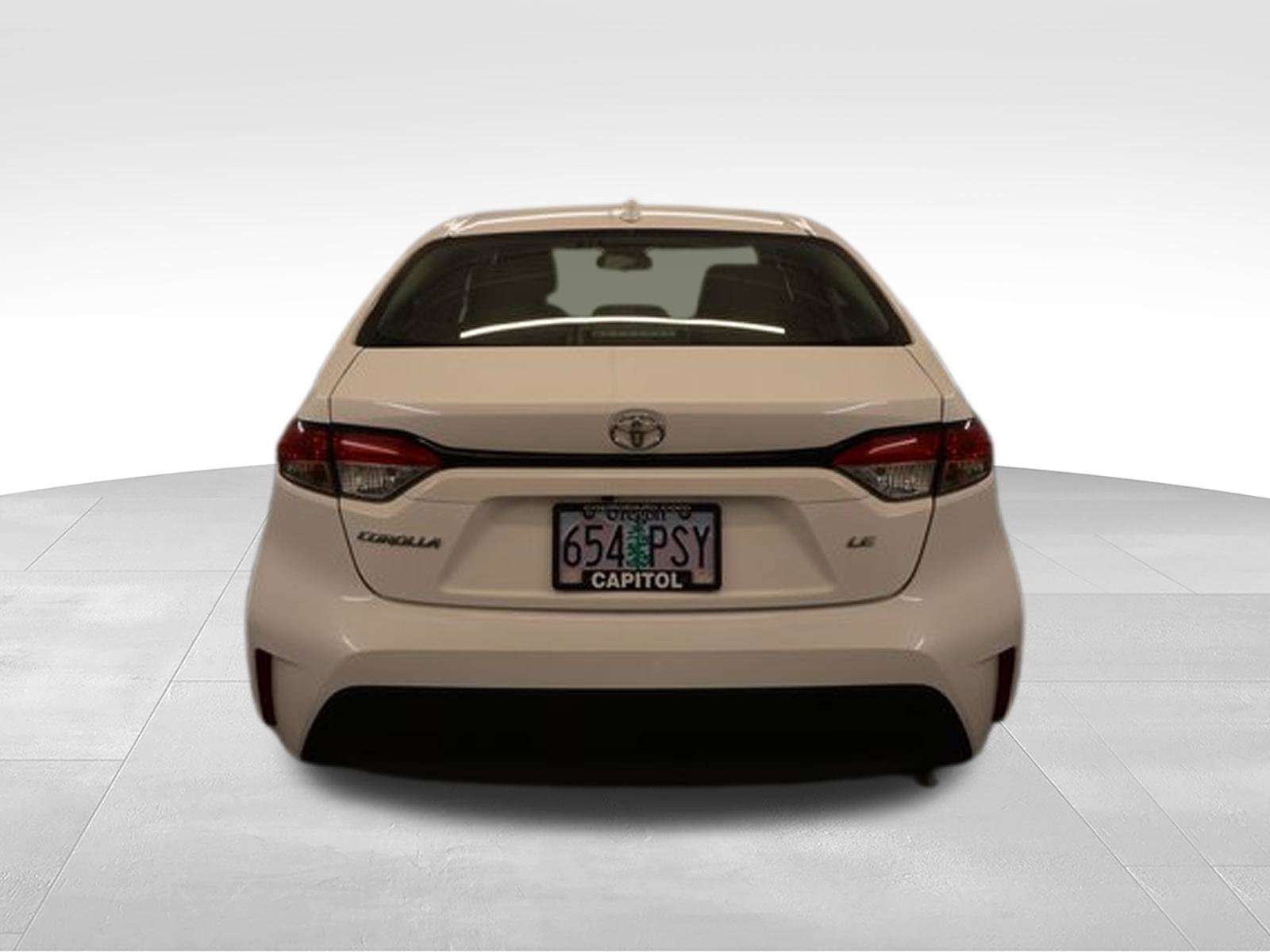 Used 2024 Toyota Corolla LE FWD image 3