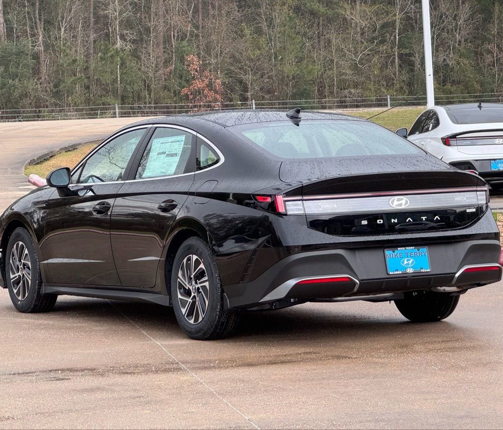 New 2026 Hyundai Sonata Blue FWD image 10