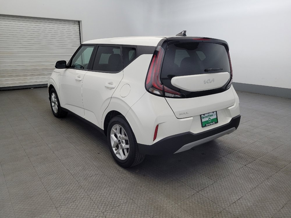 Used 2023 Kia Soul LX w/ LX Technology Package image 5
