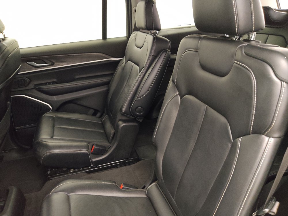 Used 2021 Jeep Grand Cherokee L Limited AWD/4WD image 18