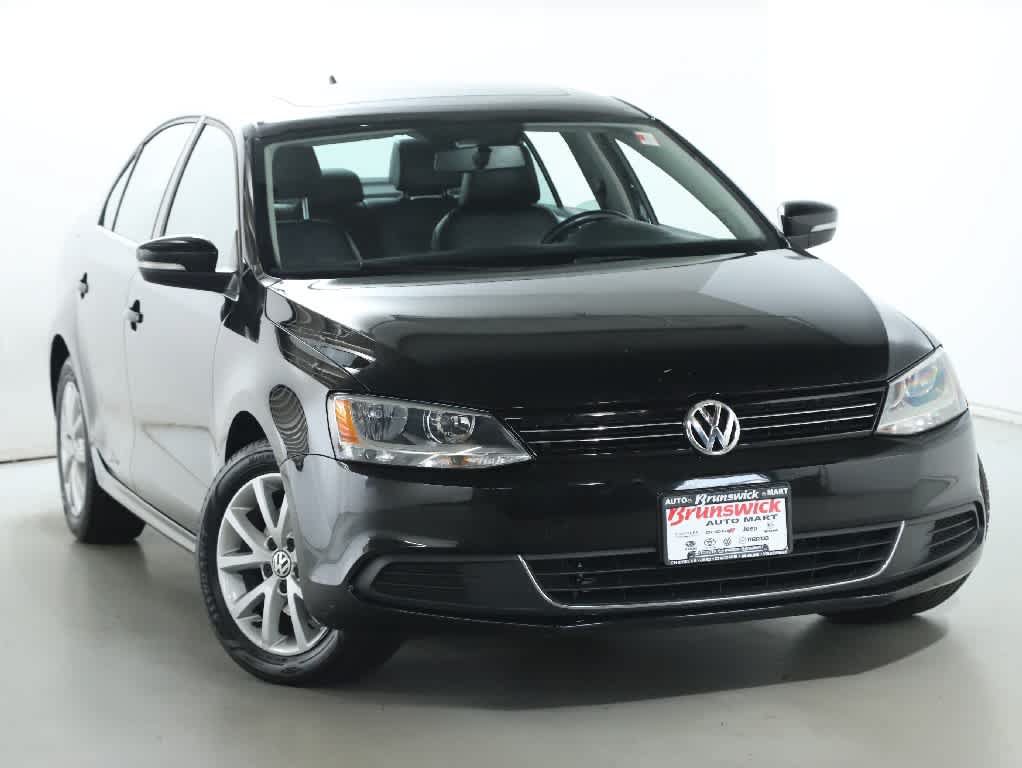 Used 2014 Volkswagen Jetta SE FWD image 2