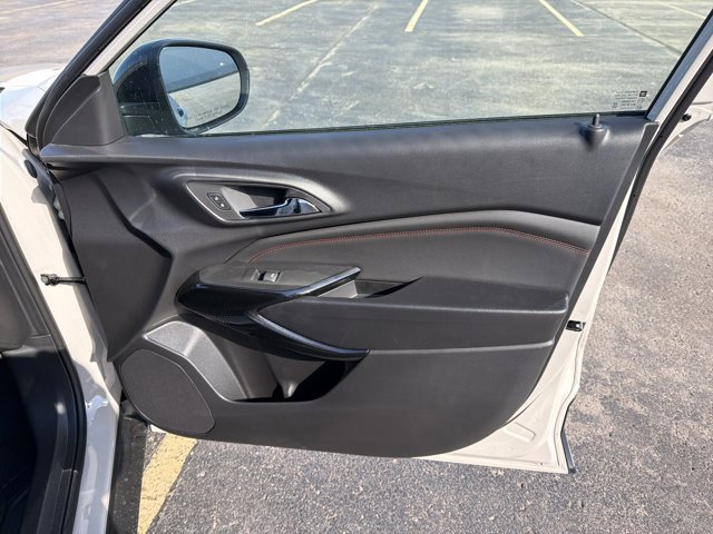 New 2026 Chevrolet Trax RS w/ Sunroof Package image 30