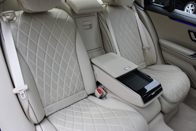Used 2021 Mercedes-Benz S 580 4MATIC Sedan w/ AMG Line image 17