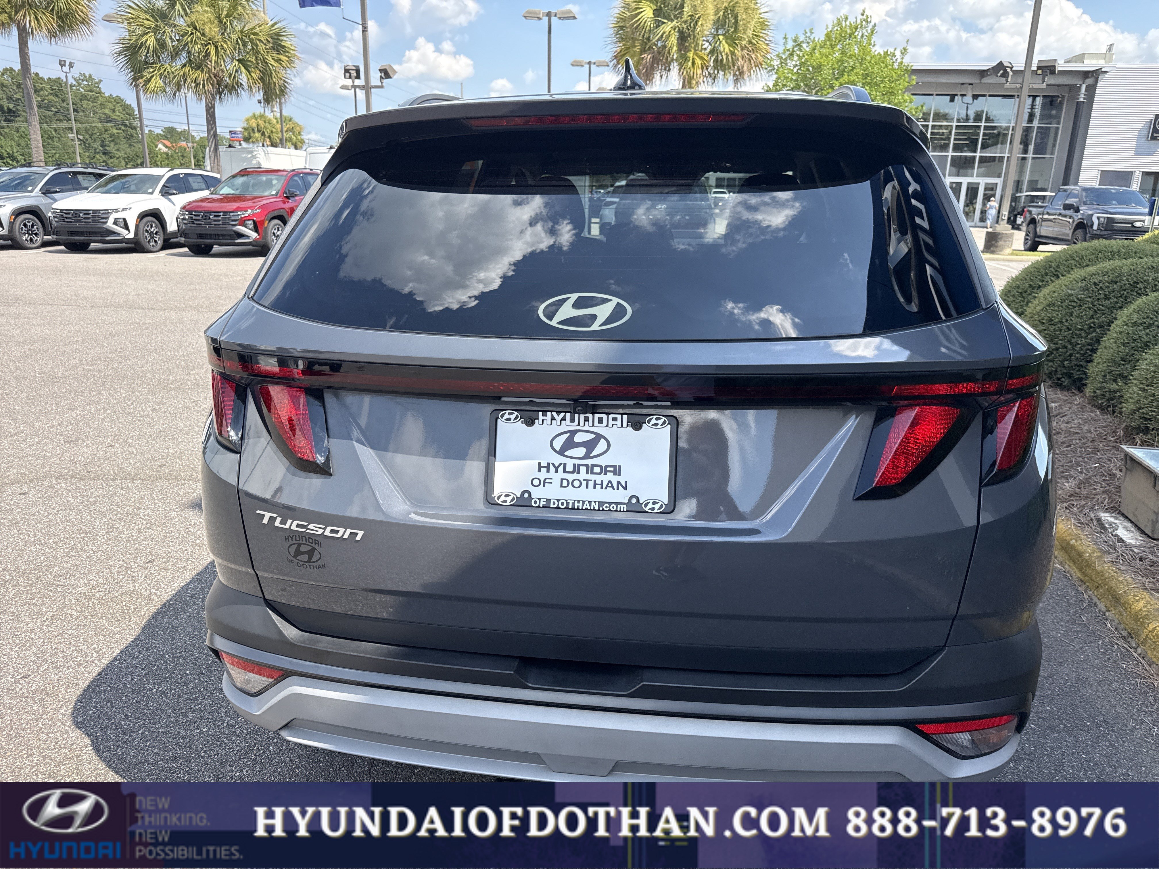 Certified 2025 Hyundai Tucson SEL FWD image 3