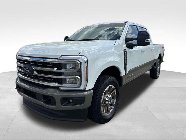 New 2026 Ford F250 King Ranch w/ FX4 Off-Road Package image 4