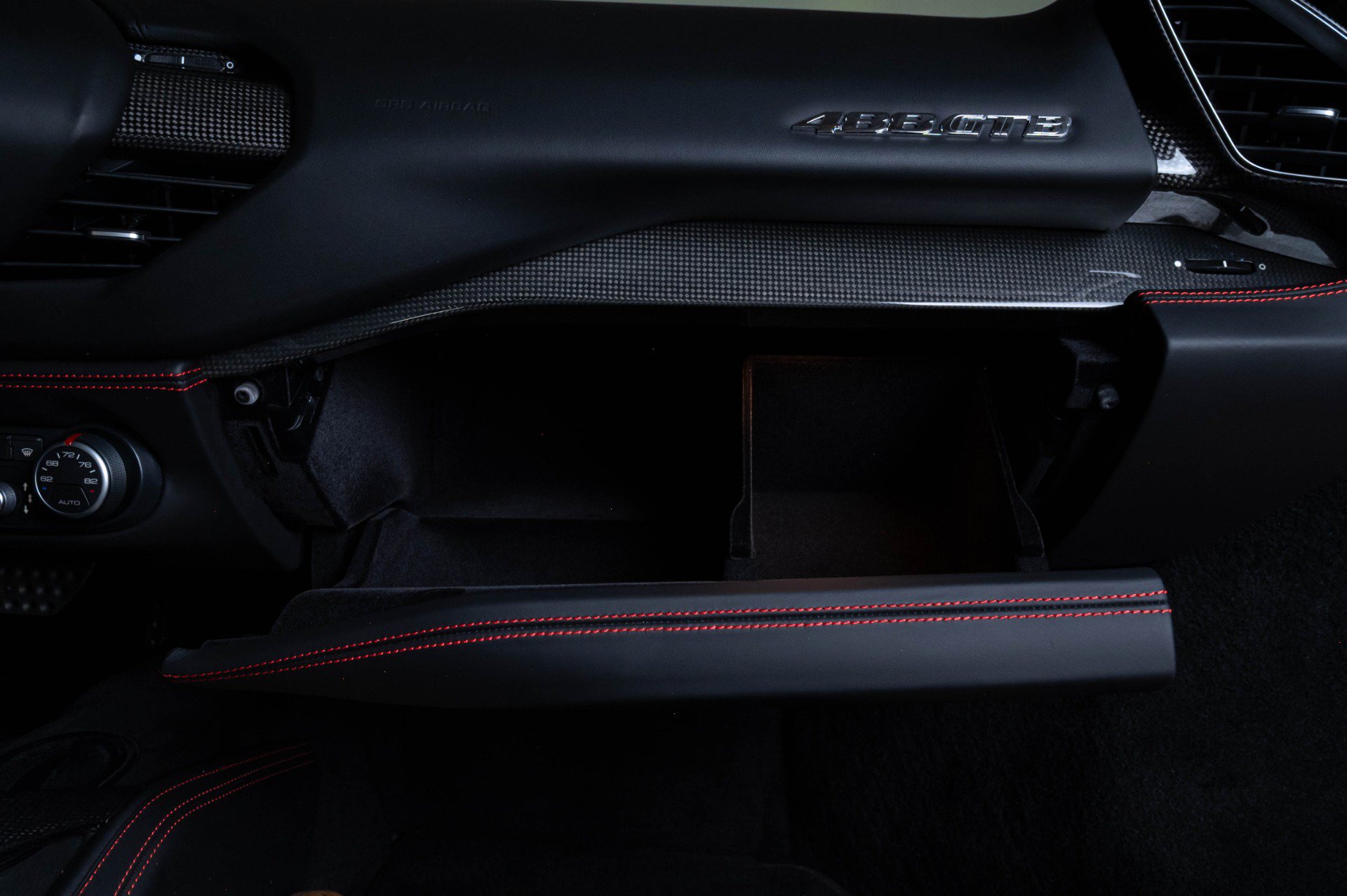 Used 2018 Ferrari 488 GTB RWD image 41