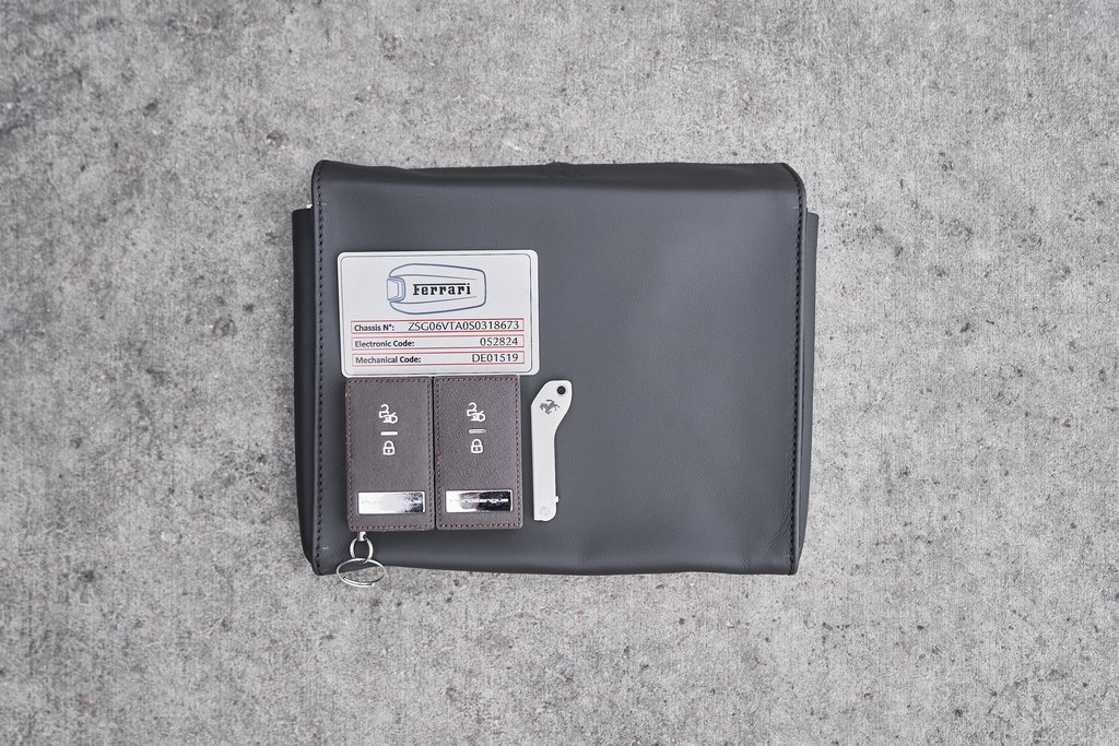 Used 2025 Ferrari Purosangue image 87