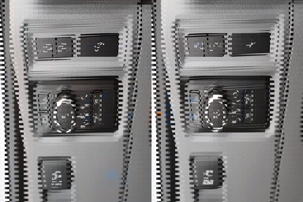 Used 2024 Ford F150 XLT w/ Equipment Group 302A MID image 29