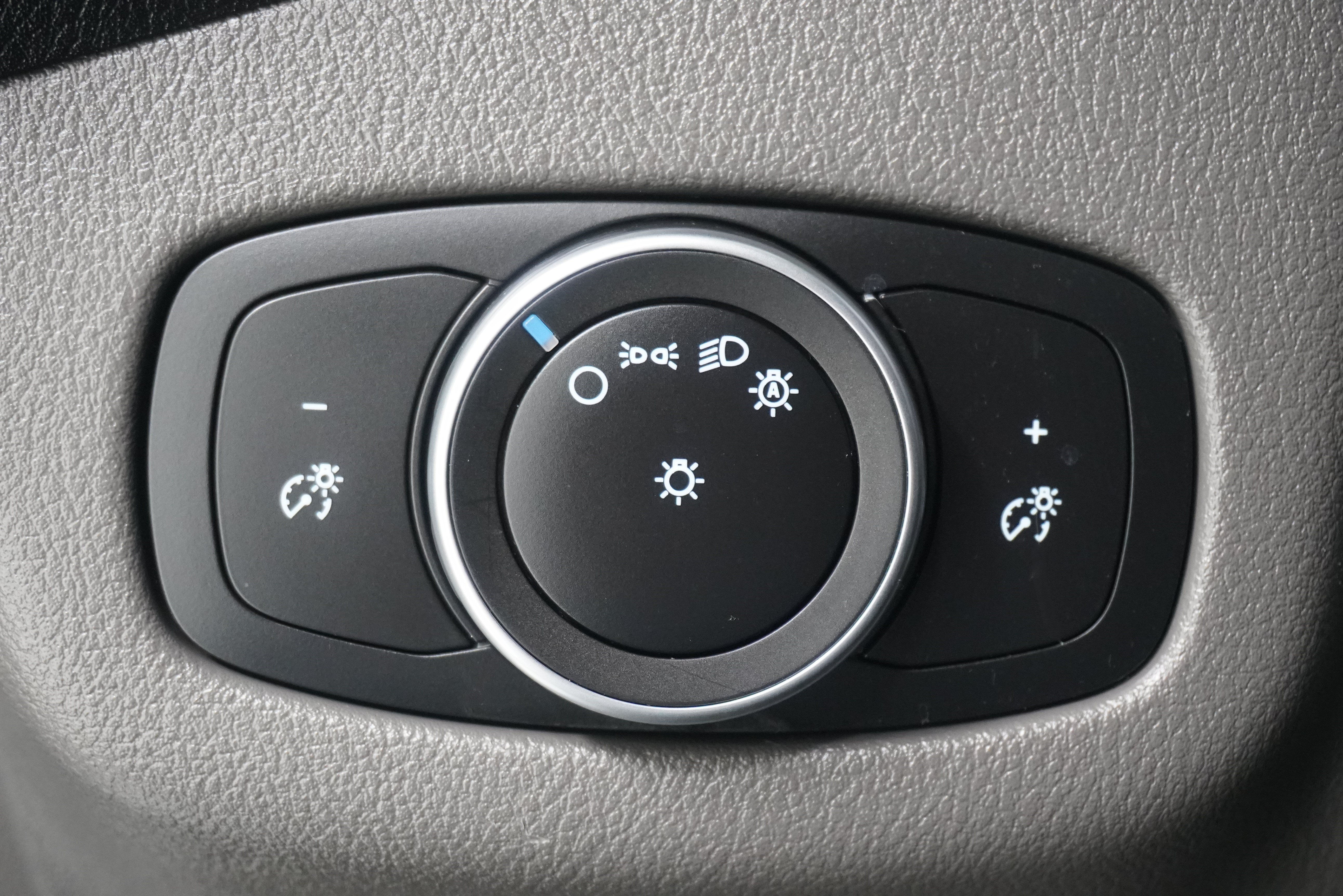 Used 2022 Ford Transit Connect XL FWD image 18