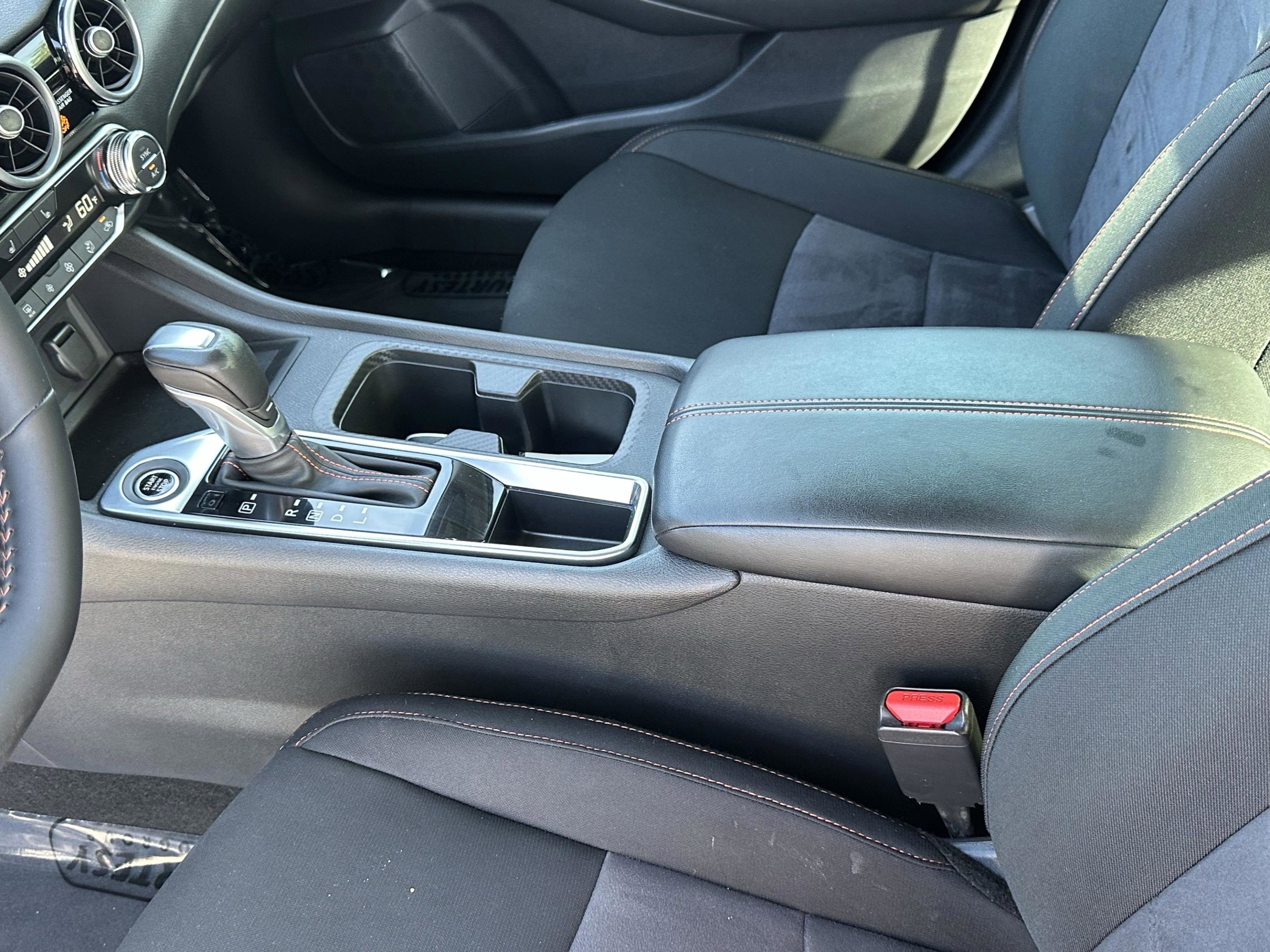 Certified 2025 Nissan Sentra SR image 22