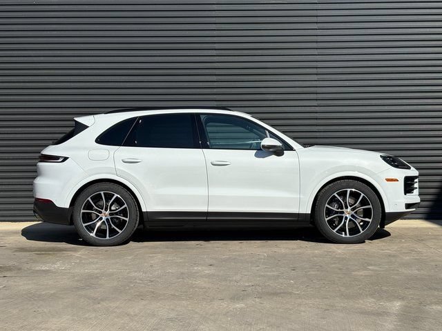 Used 2026 Porsche Cayenne AWD/4WD image 8