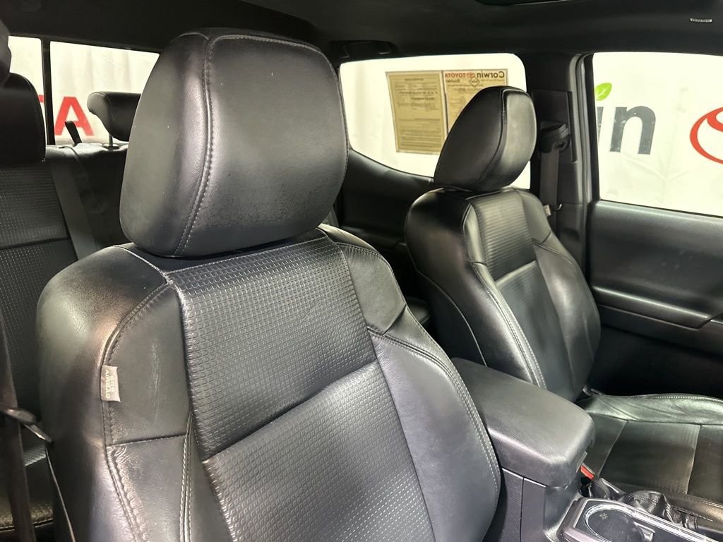 Used 2019 Toyota Tacoma TRD Off-Road image 10