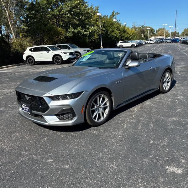 Used 2025 Ford Mustang GT Premium RWD image 1
