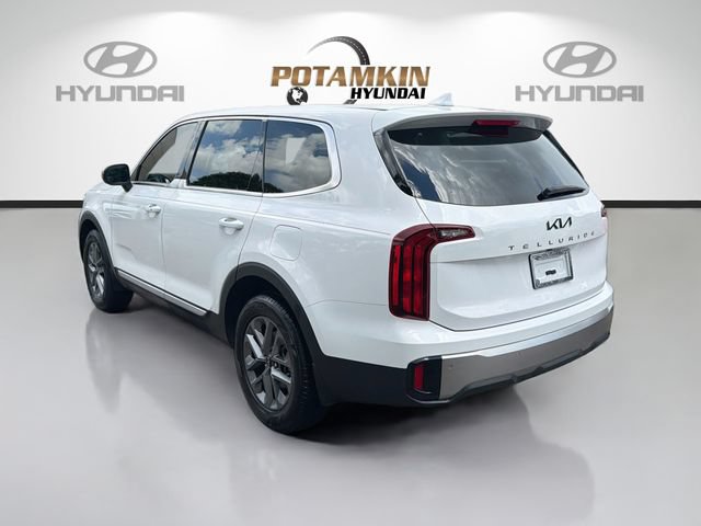 Used 2025 Kia Telluride LX FWD image 7