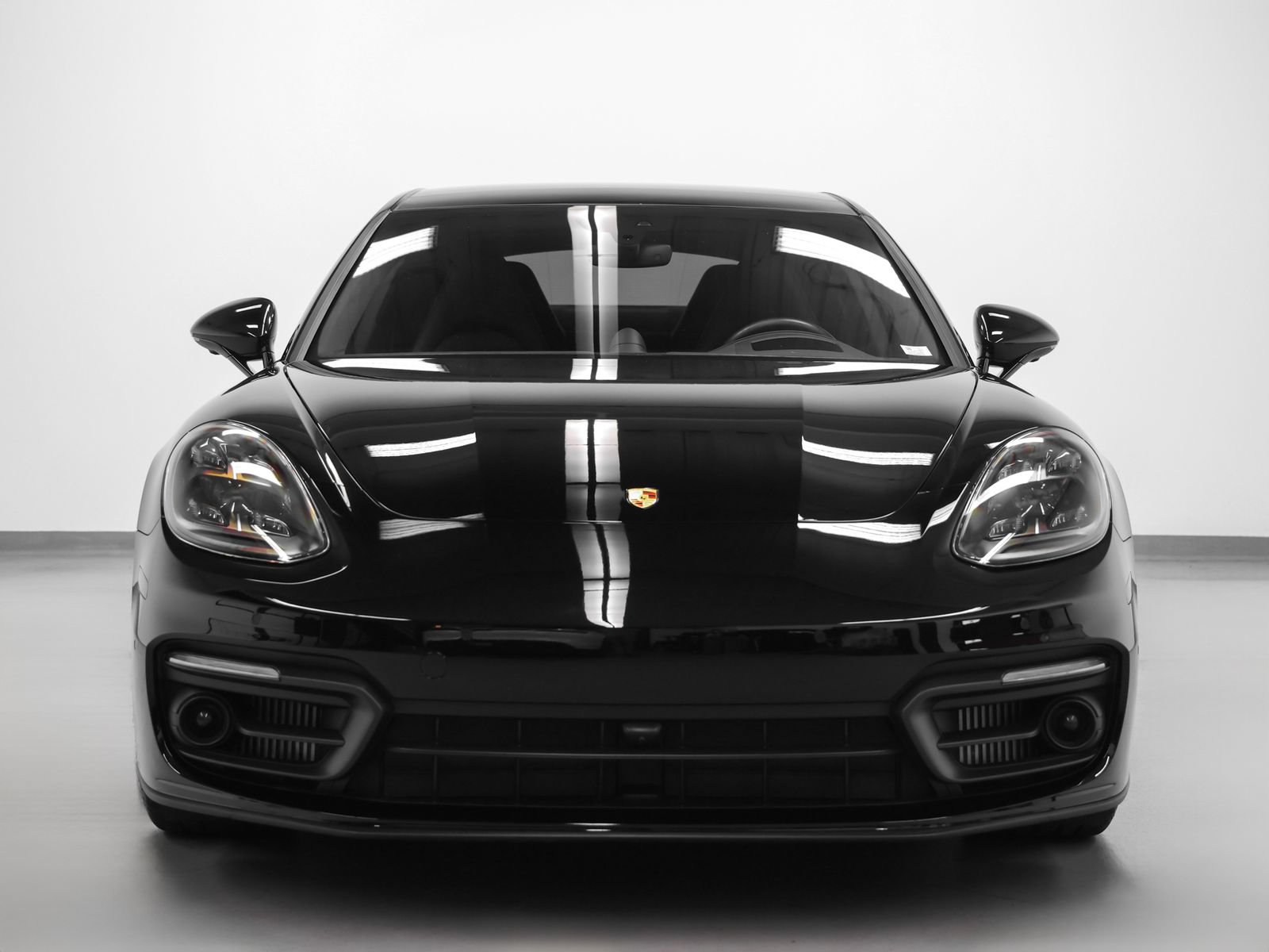 Certified 2023 Porsche Panamera AWD/4WD image 7