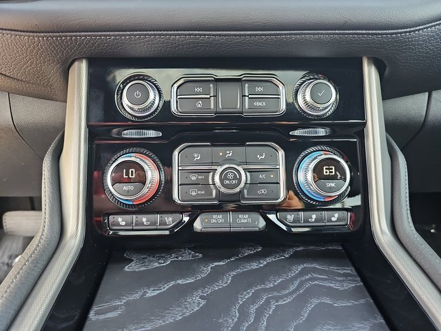 Used 2021 GMC Yukon XL Denali w/ Denali Premium Package image 25