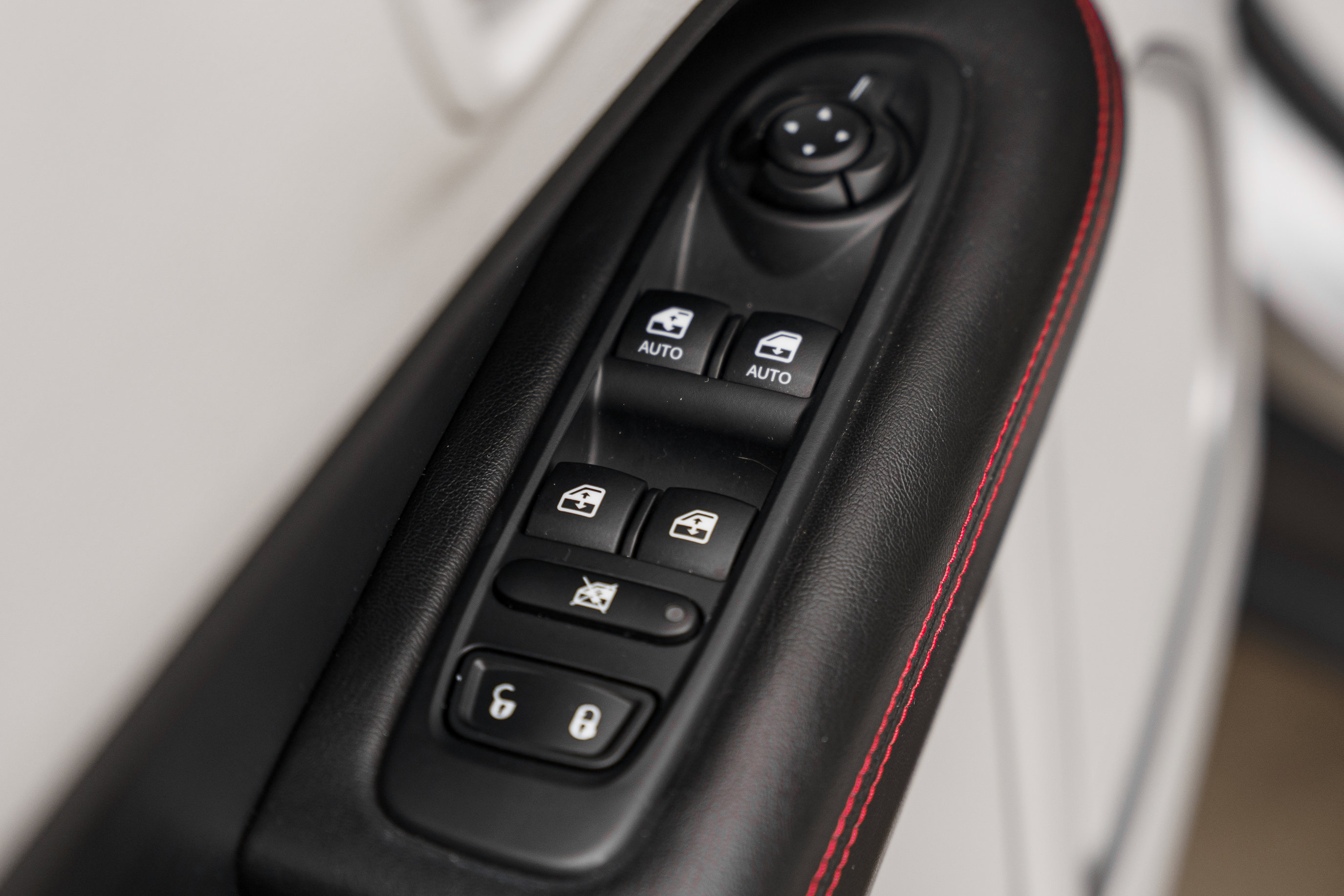 Used 2018 Jeep Compass Limited w/ Trailer Tow Group image 20