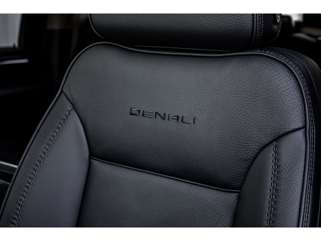 New 2026 GMC Sierra 2500 Denali w/ Denali Reserve Package image 26