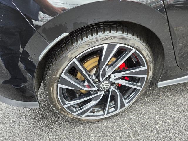 Used 2024 Volkswagen GTI Autobahn image 25