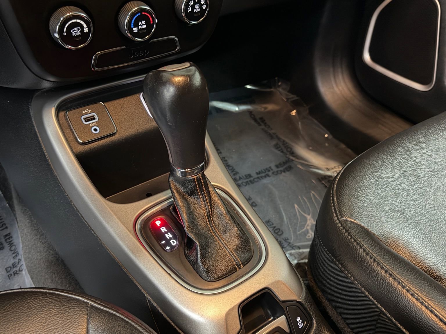 Used 2018 Jeep Compass Latitude image 27