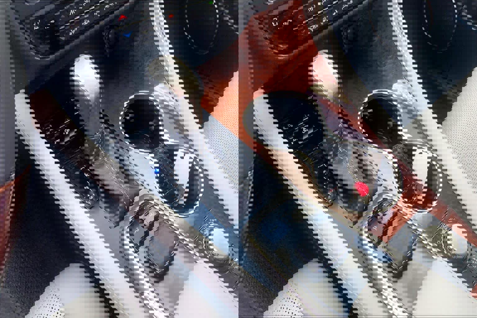 Used 2019 Lexus RX 350L image 16