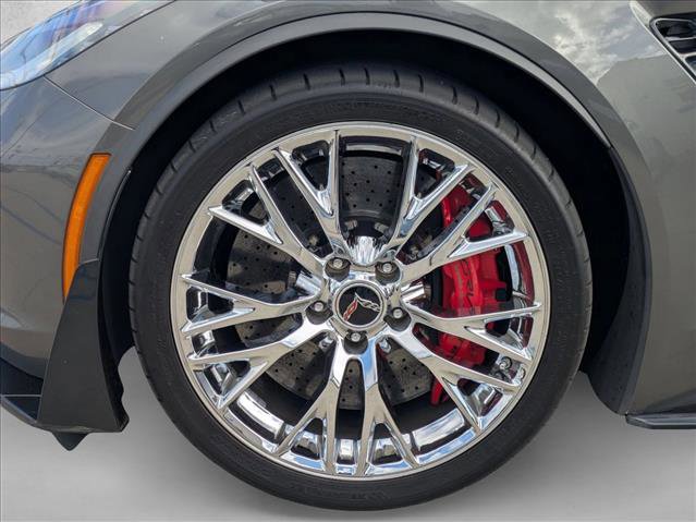 Used 2016 Chevrolet Corvette Z06 w/ 3LZ Preferred Equipment Group RWD image 23
