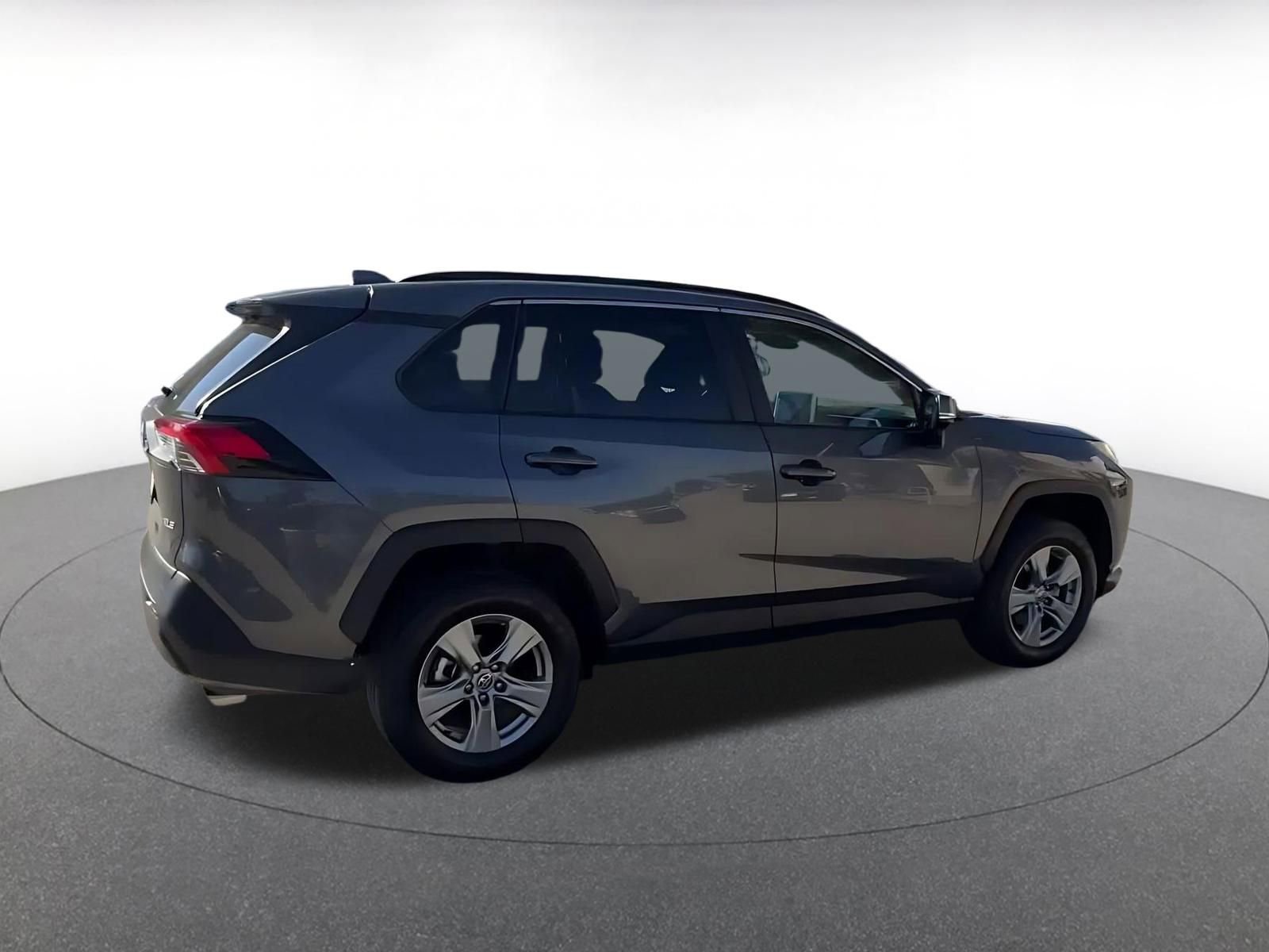 Used 2025 Toyota RAV4 XLE w/ Weather Package FWD image 16
