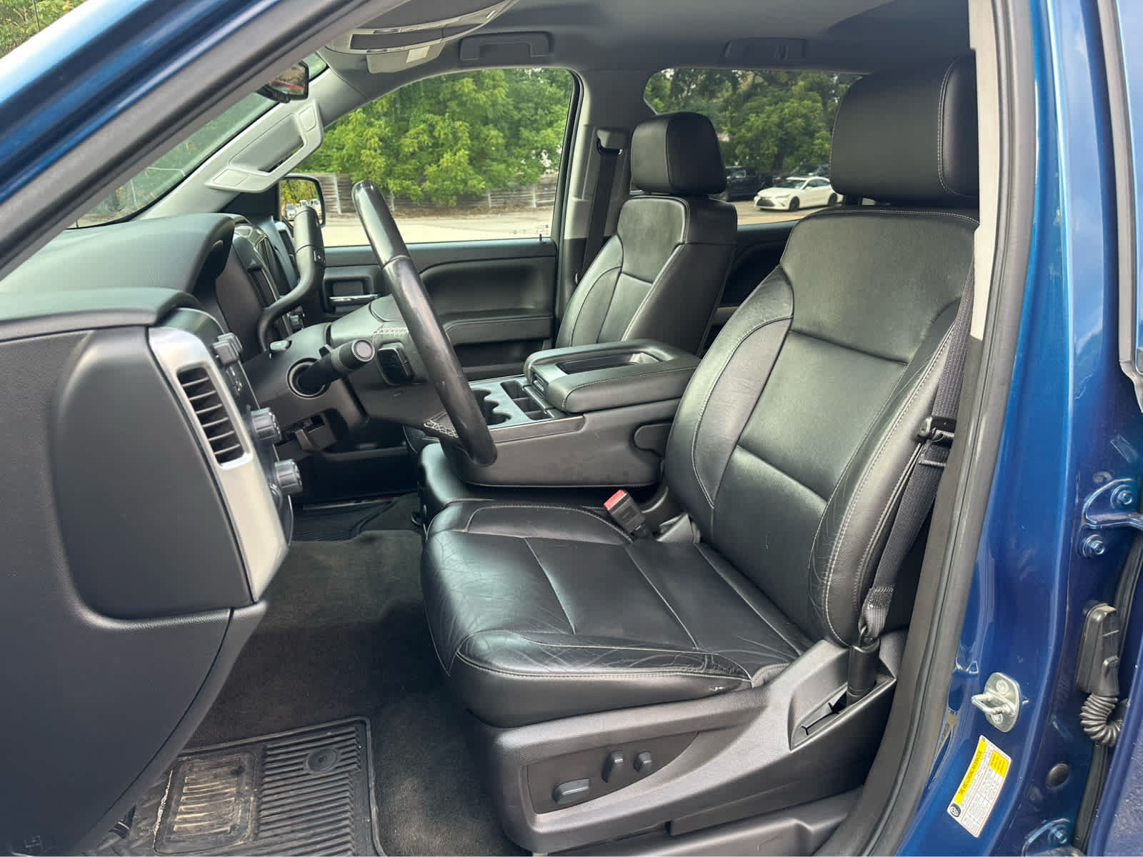 Used 2018 Chevrolet Silverado 1500 LT w/ All Star Edition AWD/4WD image 10