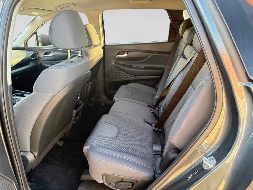 Used 2020 Hyundai Santa Fe SE AWD/4WD image 32