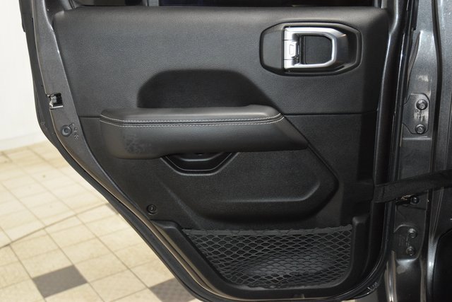 Used 2022 Jeep Gladiator Rubicon w/ LED Lighting Group image 43