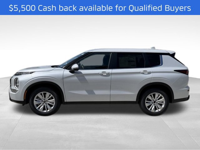New 2026 Mitsubishi Outlander ES FWD image 2