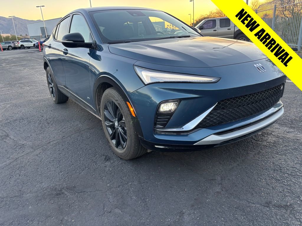 Used 2025 Buick Envista Sport Touring w/ Convenience I Package image 1