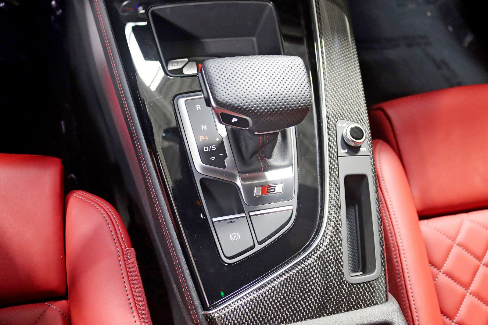 Used 2023 Audi S4 Prestige image 25